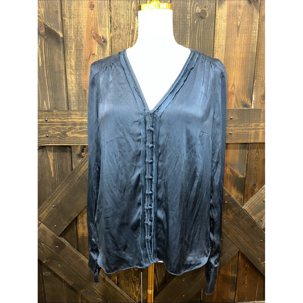 Veronica Beard Navy Blue Valentin Stretch Silk Satin V-Neck Blouse 12 Luxury